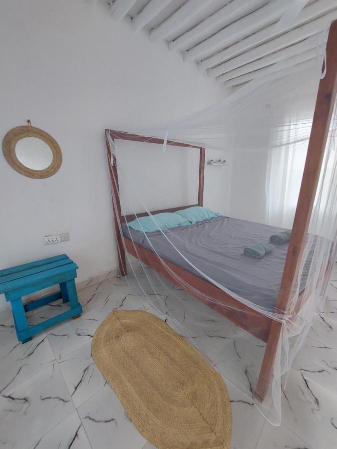 Karibu House Bed & Breakfast ปาเยอ ภายนอก รูปภาพ