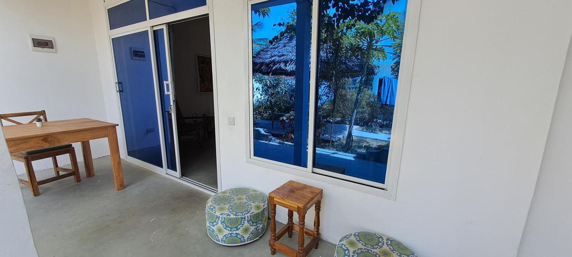Karibu House Bed & Breakfast ปาเยอ ภายนอก รูปภาพ